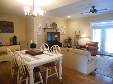 1201 E 8th Ave unit 1, Johnson City, TN 37601 - photo 5