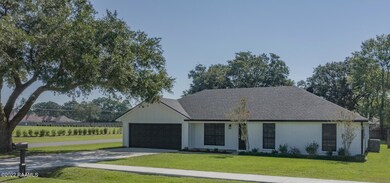 Front Of House Right