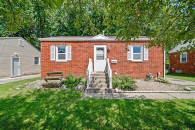 2217 Searle St, Des Moines, IA 50317 - photo 2
