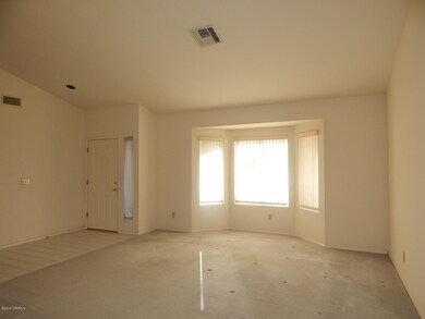 Entrance / Living Room