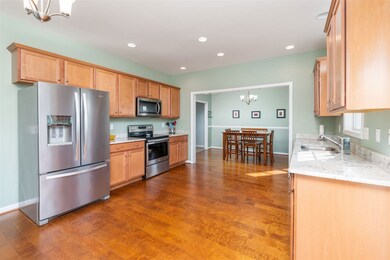 904 Waterton St, Staunton, VA 24401 - photo 4