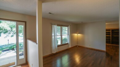 Entrance-Living Room