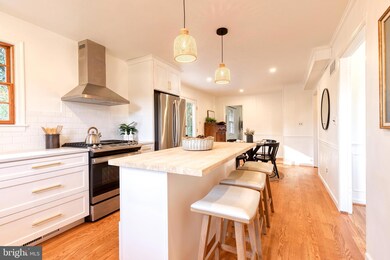 8232 Burnley Rd, Towson, MD 21204 - photo 5