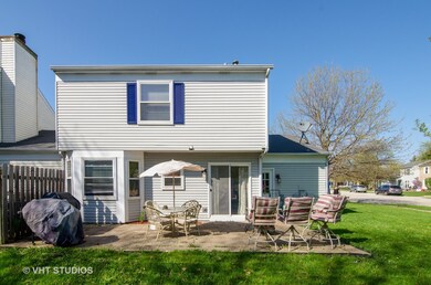 1021 Wesley Ln, Algonquin, IL 60102 - photo 2