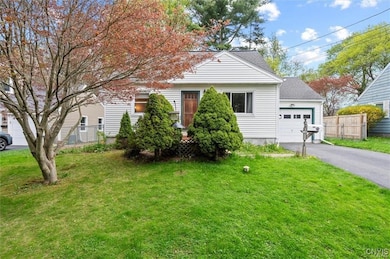 302 Twin Elms Ln, Syracuse, NY 13212 - photo 2