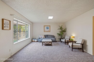 04-Living Area