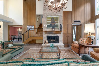 10102 Lynbrook Hollow St, Houston, TX 77042 - photo 6