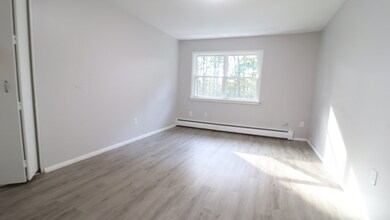 139 Litchfield Pines Dr unit D, Leominster, MA 01453 - photo 5