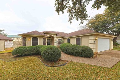 408 Crossbill St, Laredo, TX 78045 - photo 2