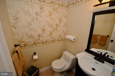 18 Uranus Rd, Sewell, NJ 08080 - photo 6