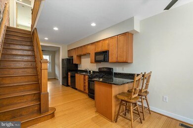 126 N Belnord Ave, Baltimore, MD 21224 - photo 5