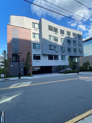 2150 N Central Rd unit 409, Fort Lee, NJ 07024 - photo 2