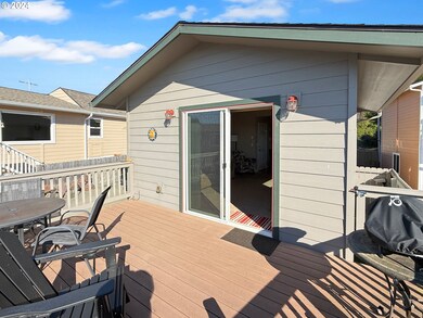 16252 Tolman Ln unit CR7, Harbor, OR 97415 - photo 3