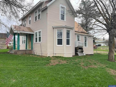 955 B St, Fossil, OR 97830 - photo 2