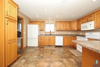 25218 482nd Ave, Garretson, SD 57030 - photo 6