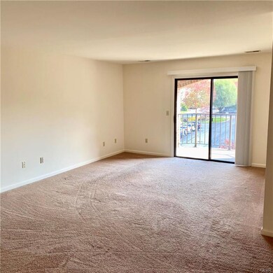 950 Cold Spring Rd unit 11, Allentown, PA 18103 - photo 5