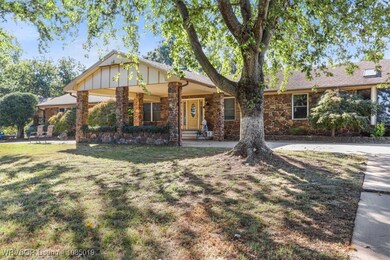 1804 E Hollow Oak Rd, Stigler, OK 74462 - photo 3