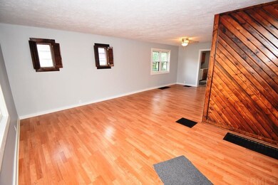 907 S 1st St, Frankfort, IN 46041 - photo 3