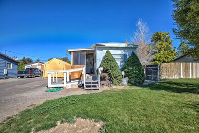 208 F Ave W, Jerome, ID 83338 - photo 4