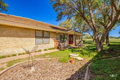 1974 Overhill Dr, San Angelo, TX 76904 - photo 5