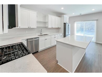 607 Field Point St, Roberts, WI 54023 - photo 5