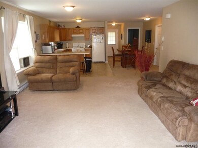 425 4th Ave, Troy, NY 12182 - photo 4