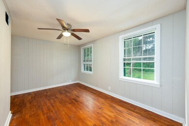 1702 W Crockett St, La Marque, TX 77568 - photo 7