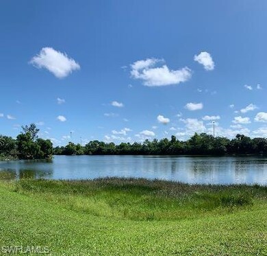 896 Hampton Cir unit 96, Naples, FL 34105 - photo 5