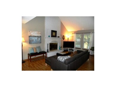 Living rm 18 X 13 square feet!