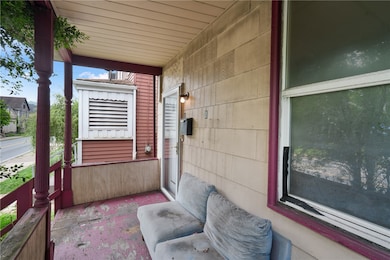 525 Larimer Ave, Turtle Creek, PA 15145 - photo 4