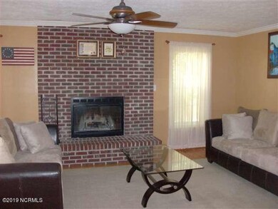 109 Fairfax Ct, Jacksonville, NC 28540 - photo 3