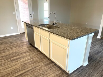 9425 Ratliff Ridge Ave, Odessa, TX 79765 - photo 5