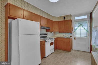 222 Linden St, Reading, PA 19604 - photo 6