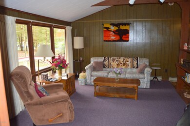 118 Franklin Dr, Hawley, PA 18428 - photo 5