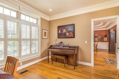 Formal living room or office