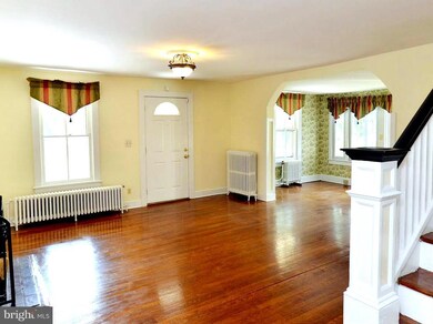 111 N 18th St, Purcellville, VA 20132 - photo 5