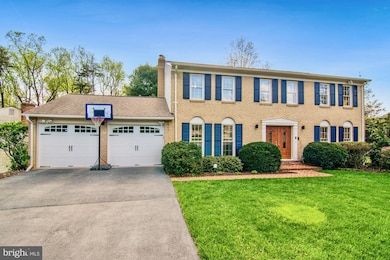 1882 Foxstone Dr, Vienna, VA 22182 - photo 3