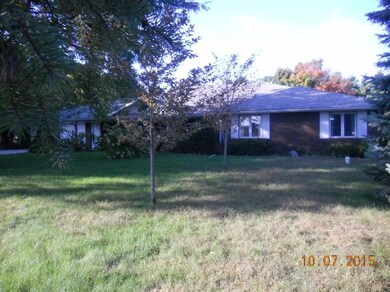 707 W 200 N, La Porte, IN 46350 - photo 2