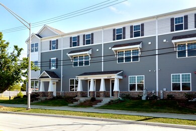 3303 Trillium Cir, Rolling Meadows, IL 60008 - photo 2