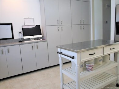 12 Boulevard Dr unit 140, Danbury, CT 06810 - photo 5