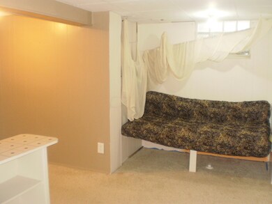 bsmt sitting area