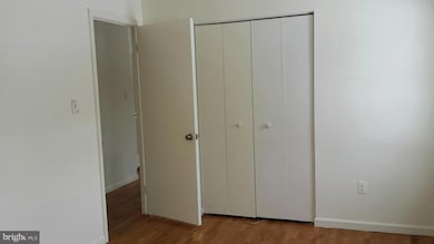 15009 Joshua Tree Rd, North Potomac, MD 20878 - photo 3