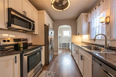 159 Jefferson Ave, Vandergrift, PA 15690 - photo 6