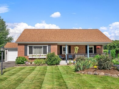 10 Quinn Dr, Holyoke, MA 01040 - photo 2