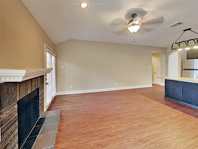 8618 Plum Lake Dr, Houston, TX 77095 - photo 5