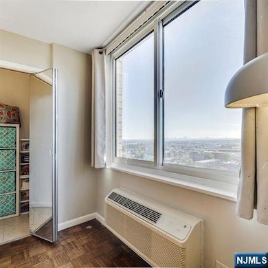 The Devonshire unit 18D, Hackensack, NJ 07601 - photo 6