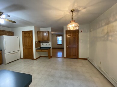 185 Irving Dr unit B, Weare, NH 03281 - photo 3