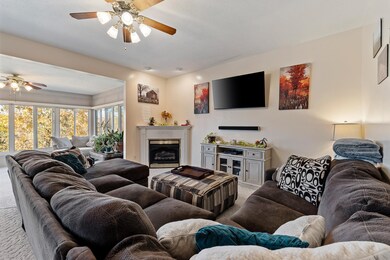 1048 Saint Ives Dr, Hurricane, WV 25526 - photo 6