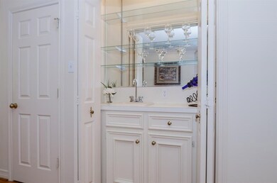 9672 Longmont Dr, Houston, TX 77063 - photo 6