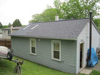 87 W Mount Airy Rd, Shavertown, PA 18708 - photo 2